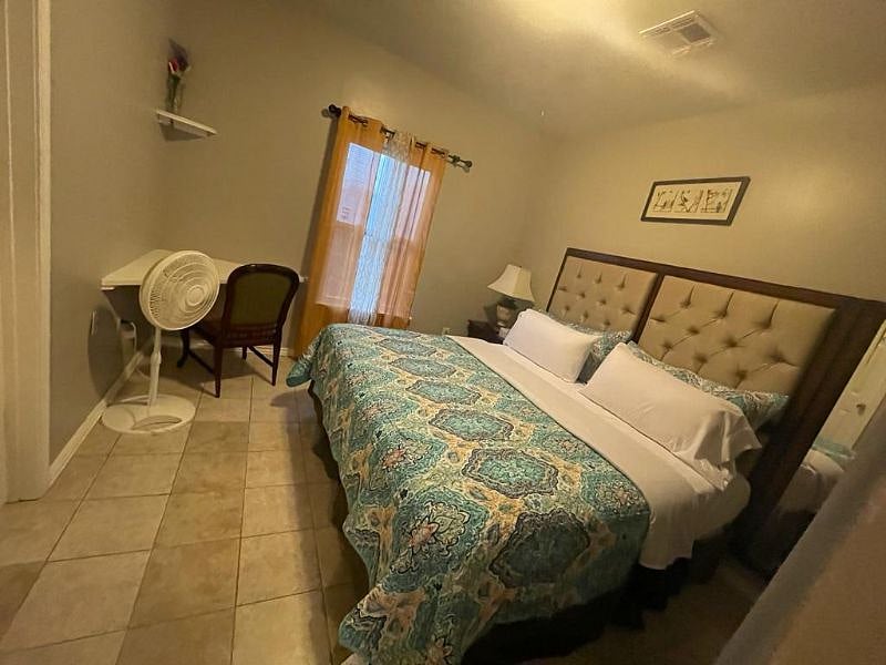 Furnished Finder property 583694_1 photo 30