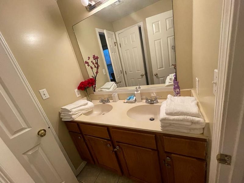 Furnished Finder property 583694_1 photo 33