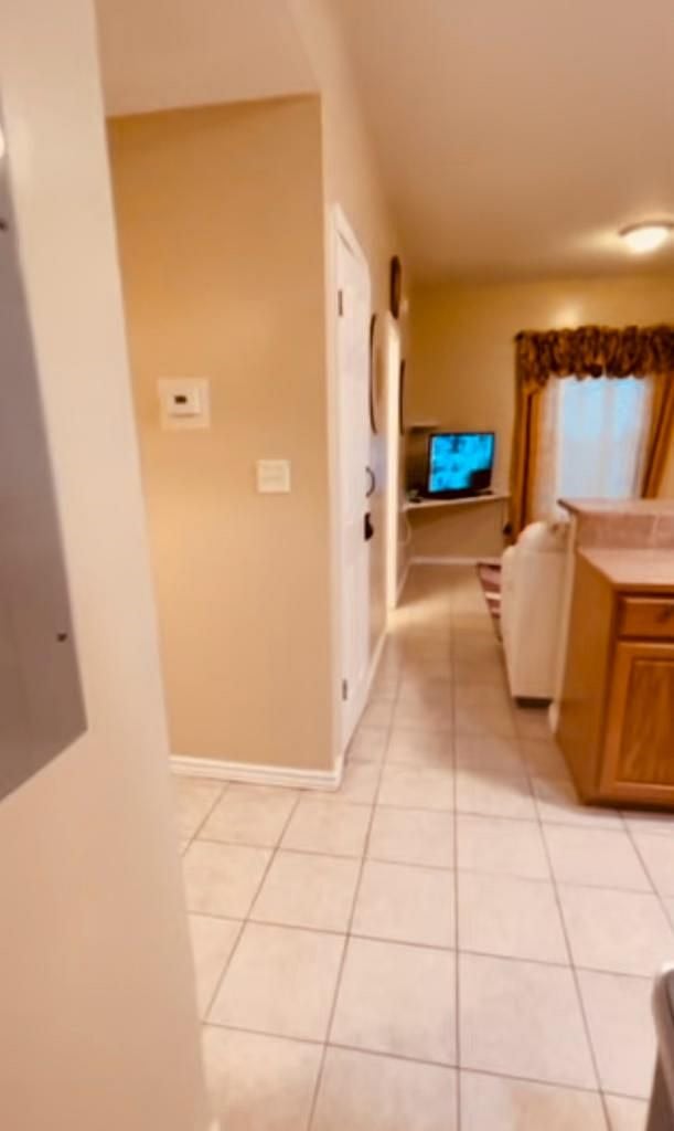 Furnished Finder property 583694_1 photo 4
