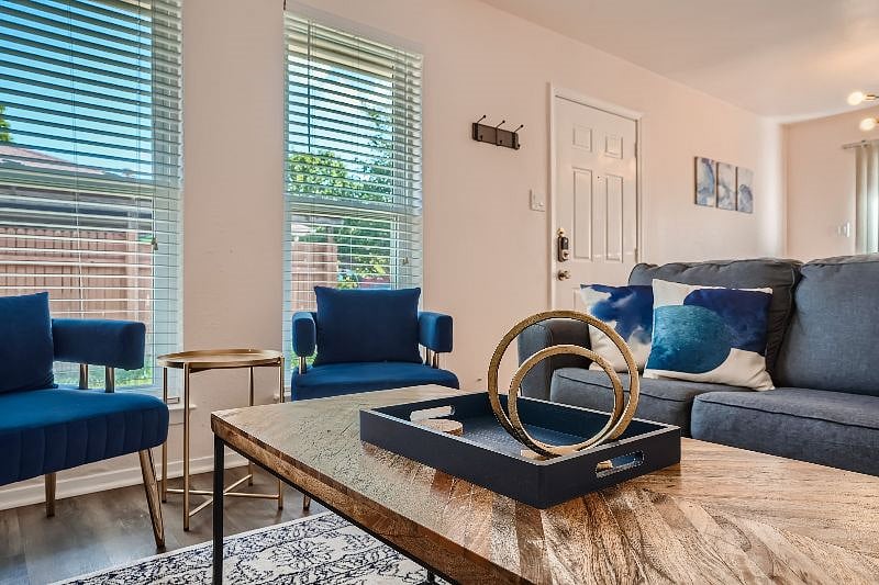 Furnished Finder property 583710_1 photo 16