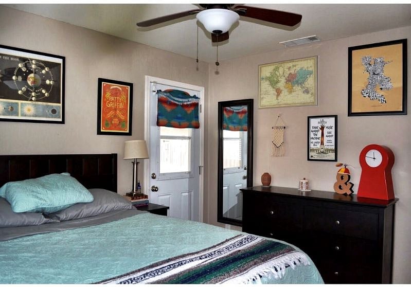 Queen size bed in Primary BedrromBathroom