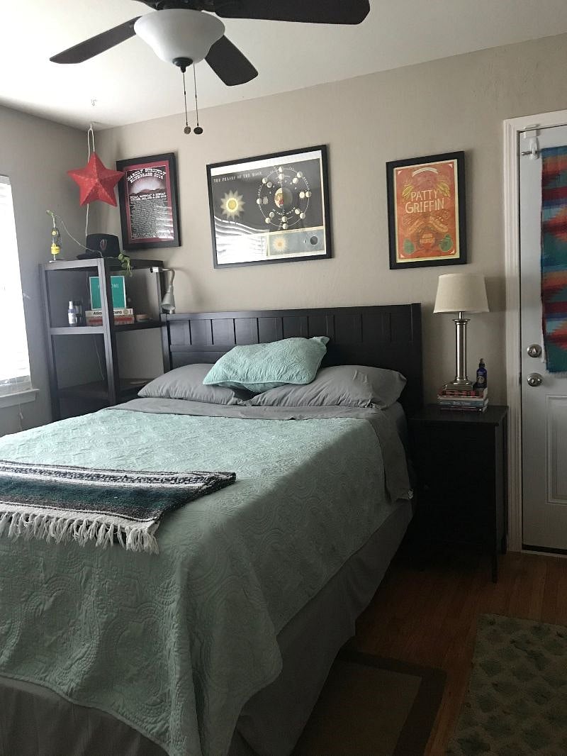 Queen size bed in Primary Bedrrom