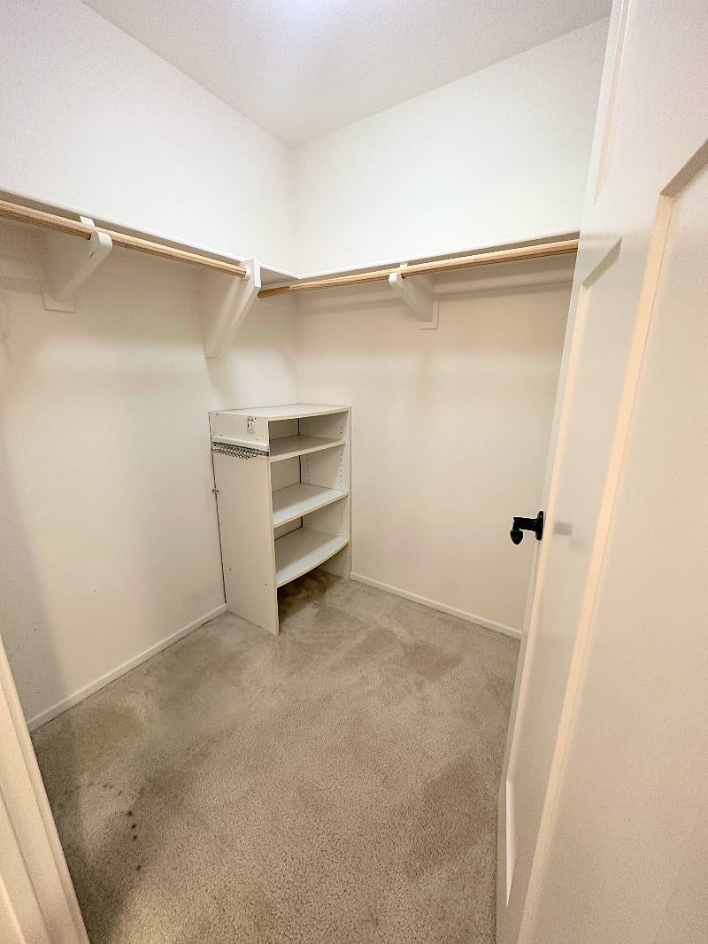 Walk In Closet