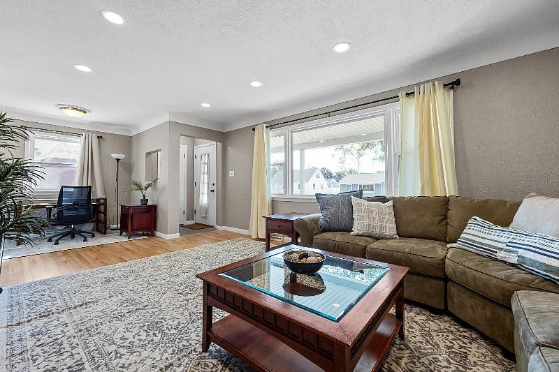 Furnished Finder property 583823_1 photo 5