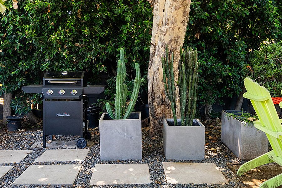The gas barbecue makes outdoor grilling fast and easy.