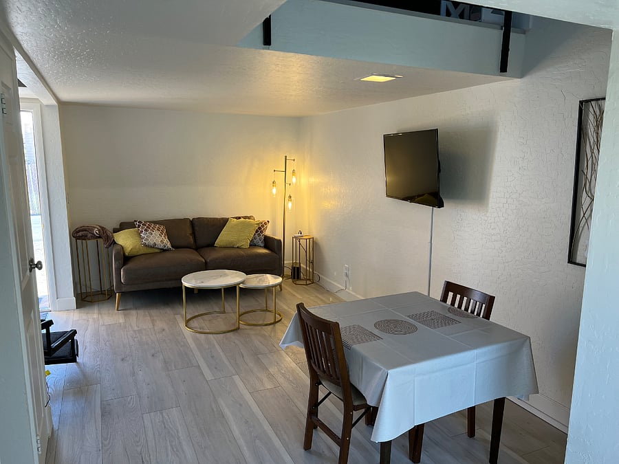 Furnished Finder property 583878_1 photo 4