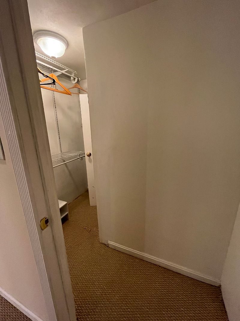 Walk-in closet/Storage