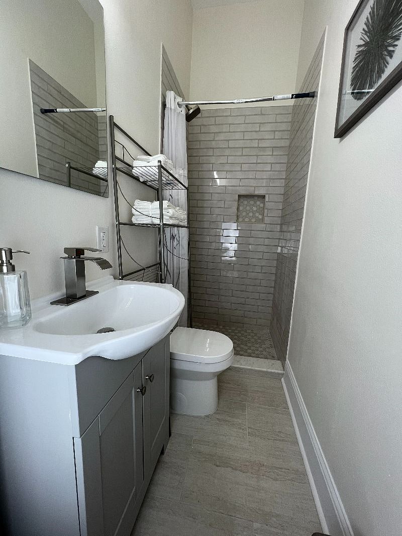 Furnished Finder property 583914_1 photo 17