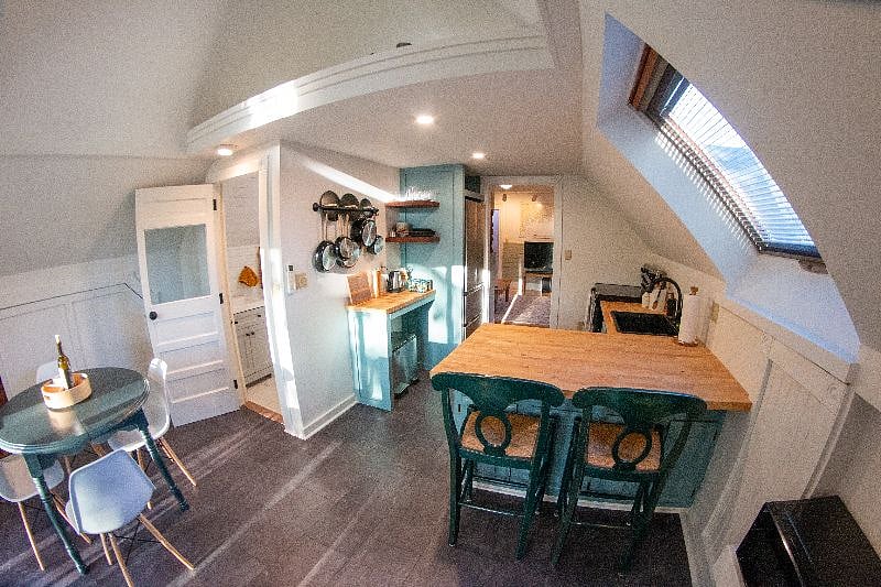 Furnished Finder property 583924_1 photo 3