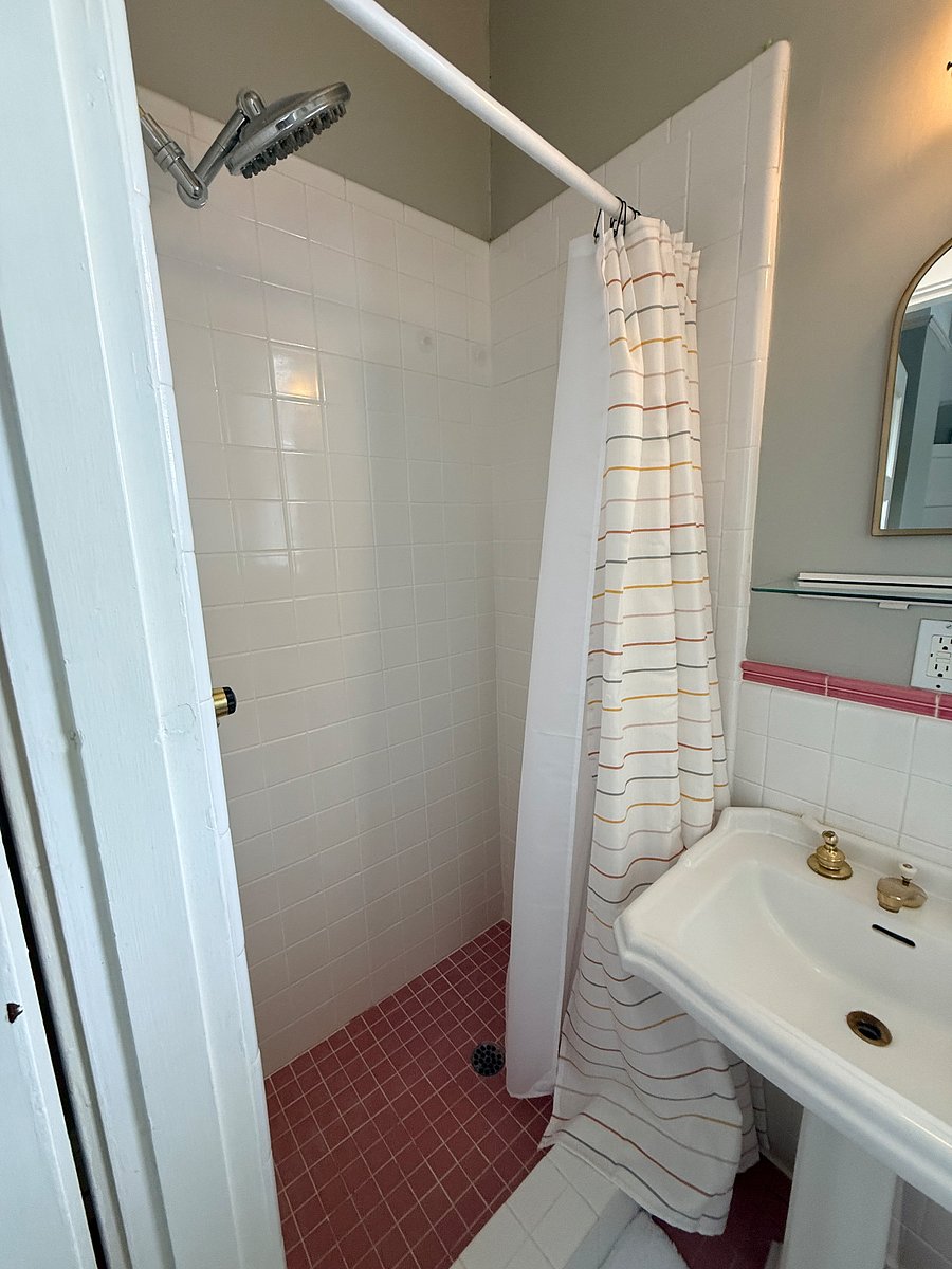 Furnished Finder property 583954_3 photo 4
