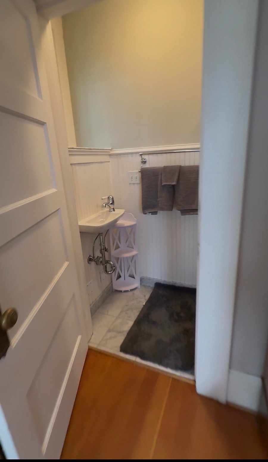 Furnished Finder property 583954_5 photo 9