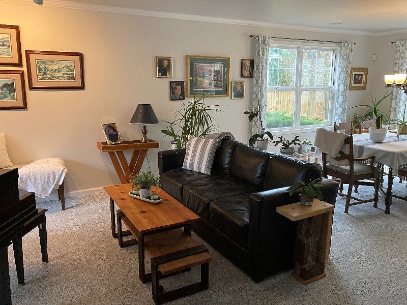 Furnished Finder property 584002_1 photo 6