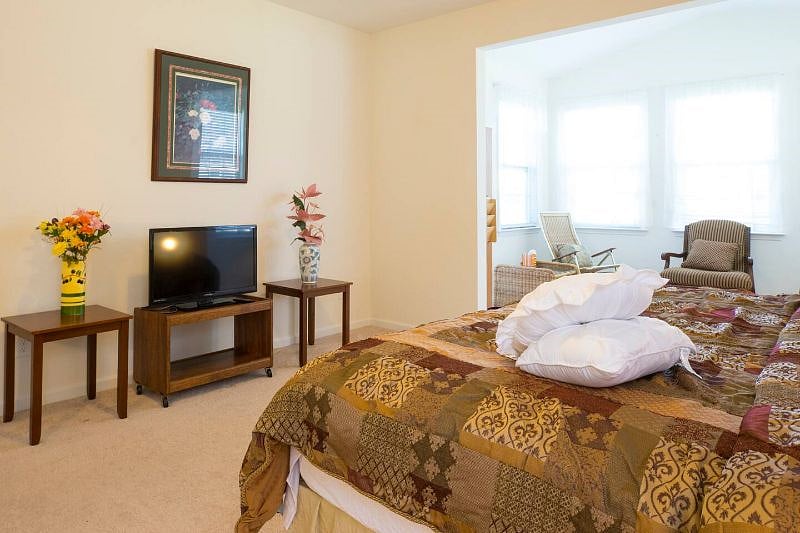 Furnished Finder property 584010_1 photo 17