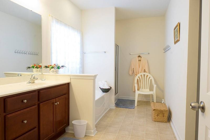 Furnished Finder property 584010_1 photo 19