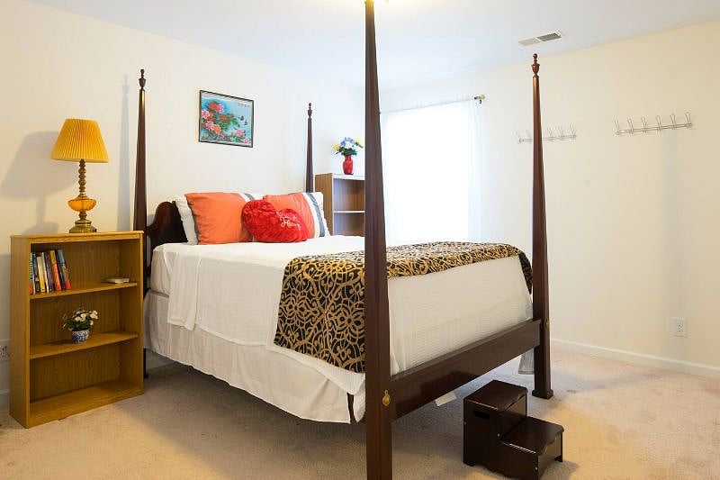 Furnished Finder property 584010_1 photo 32