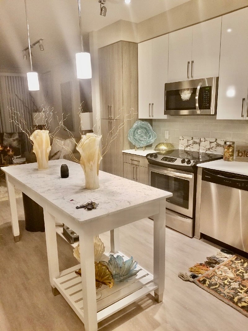 Furnished Finder property 584012_1 photo 16