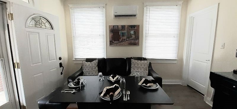 Furnished Finder property 584021_1 photo 5