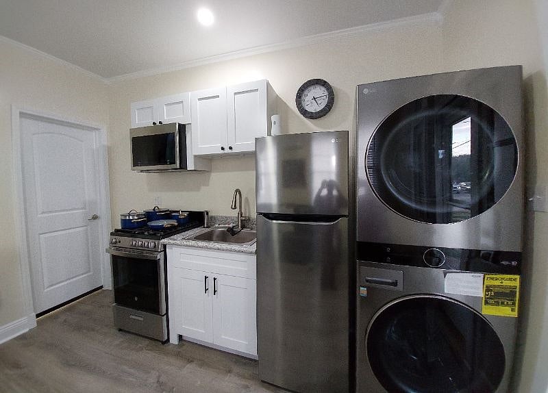 Furnished Finder property 584021_1 photo 8