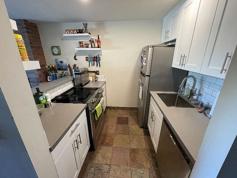 Furnished Finder property 584046_1 photo 3