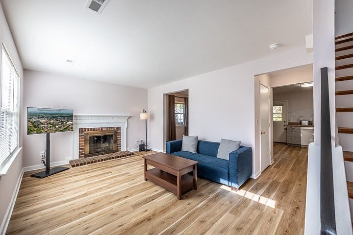 Furnished Finder property 584078_1 photo 6
