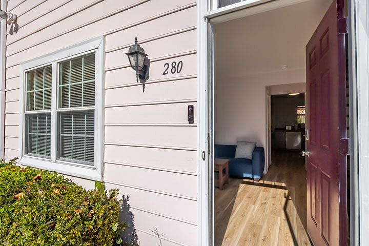 Furnished Finder property 584078_1 photo 3