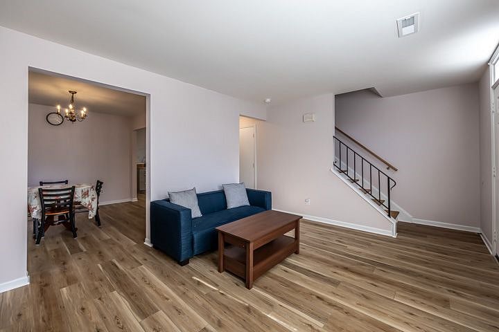 Furnished Finder property 584078_1 photo 7