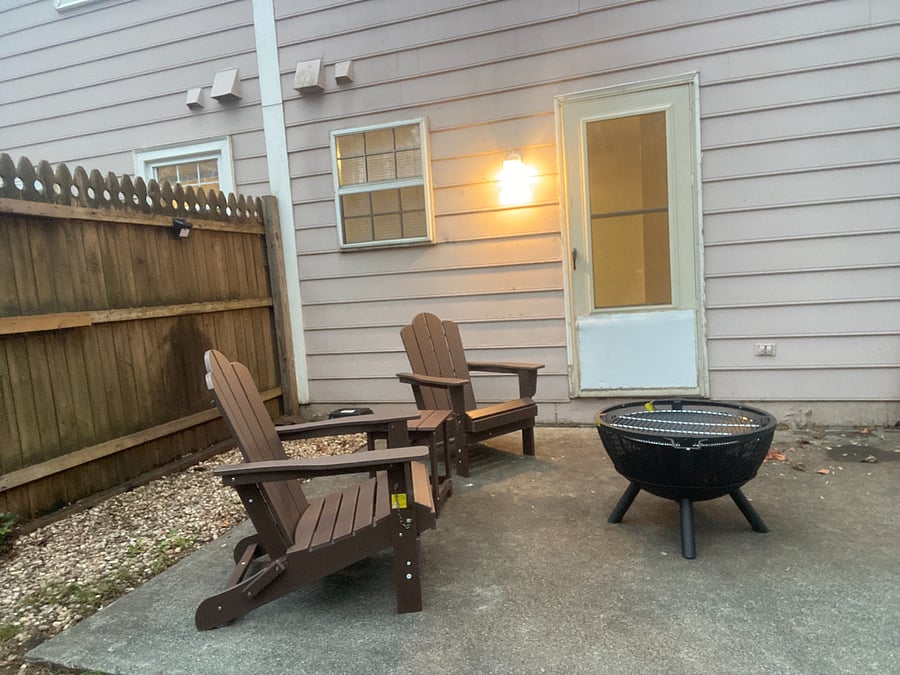Fire pit/grill, outdooor furniture