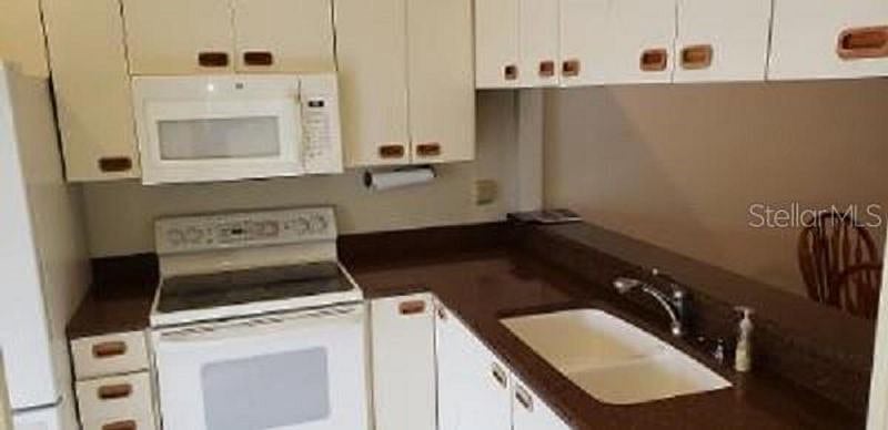 Furnished Finder property 584096_1 photo 3