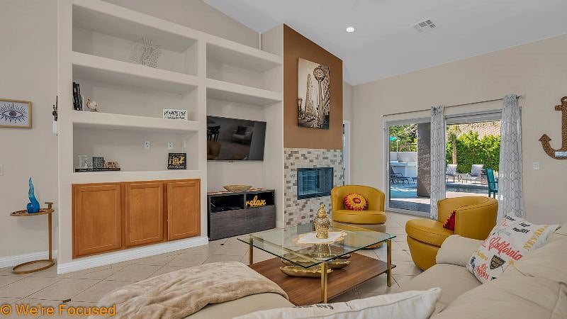 Furnished Finder property 584108_1 photo 3