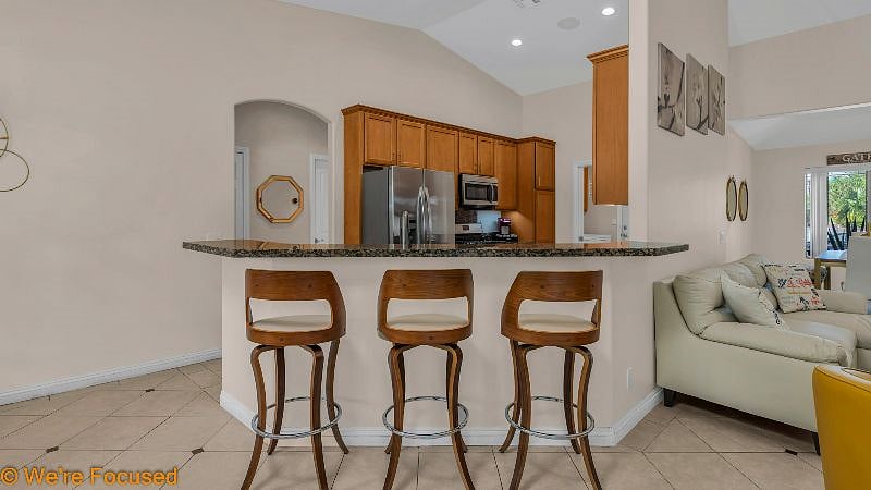 Furnished Finder property 584108_1 photo 5