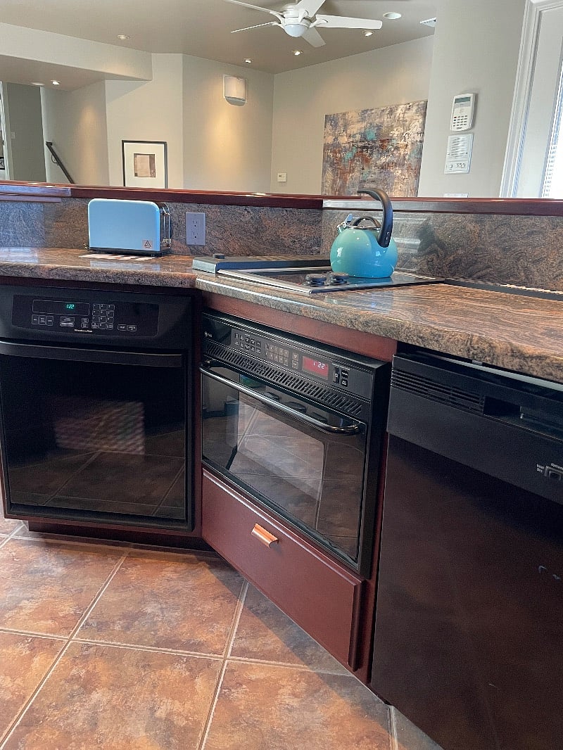 Oven, stove, microwave and dishwasher