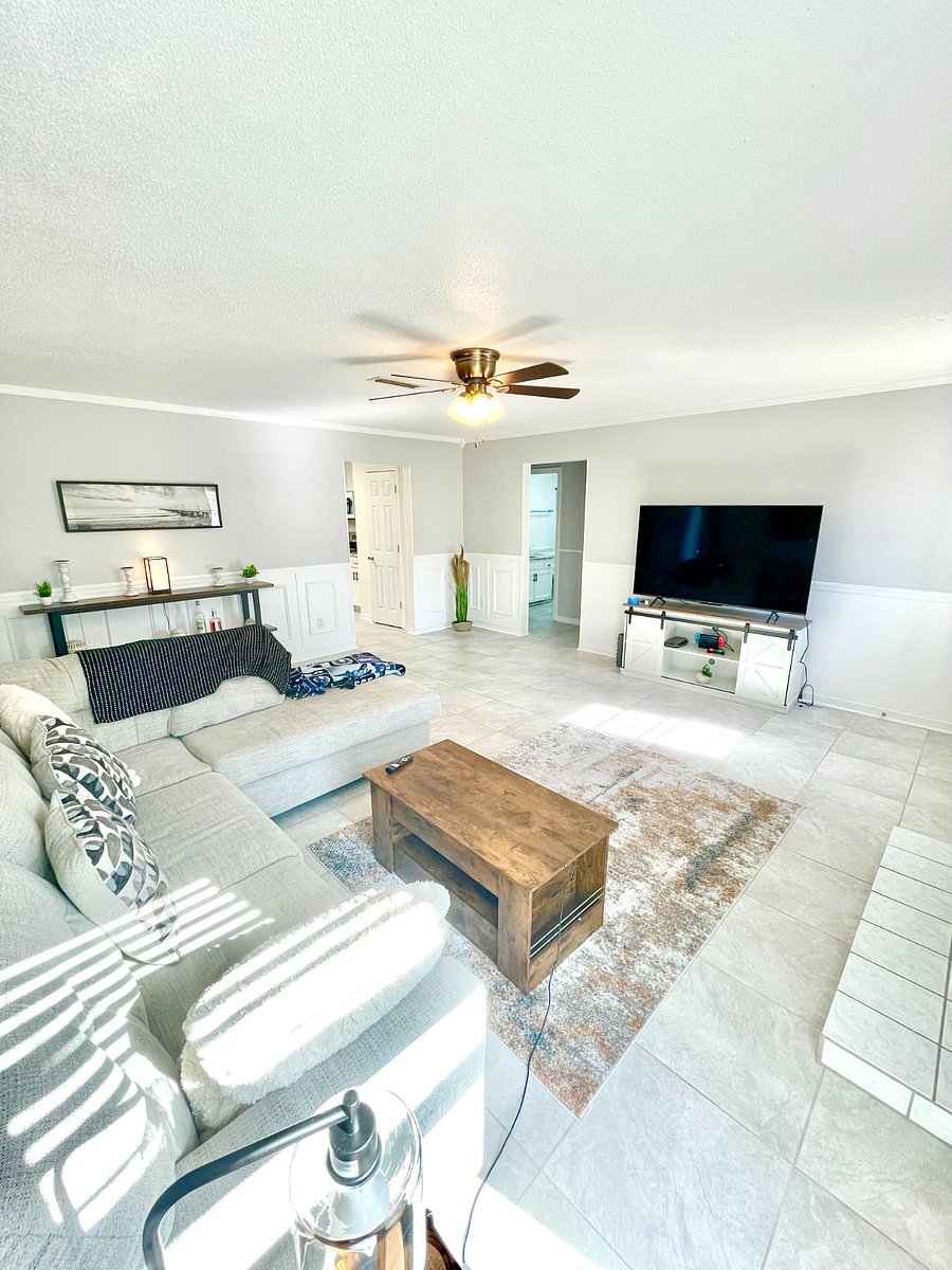 Furnished Finder property 584158_1 photo 1