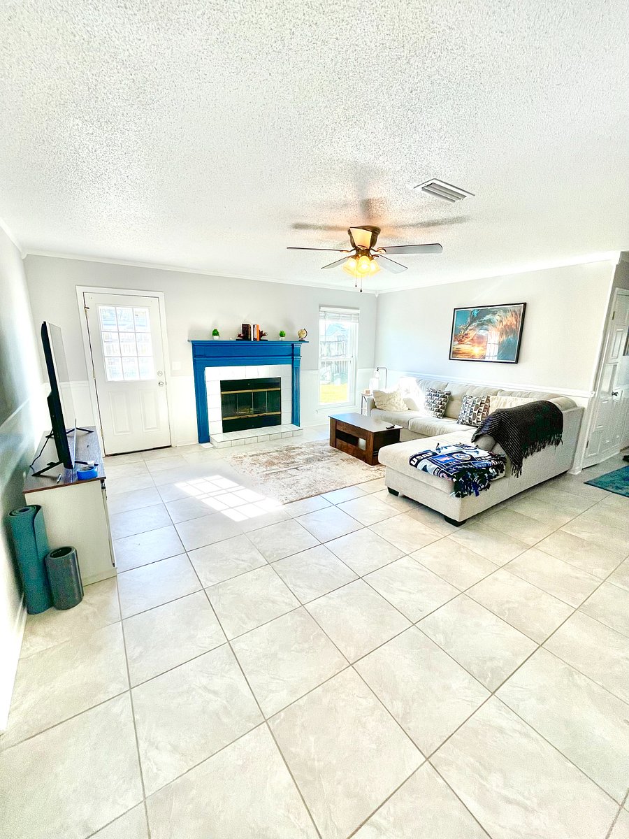 Furnished Finder property 584158_1 photo 2