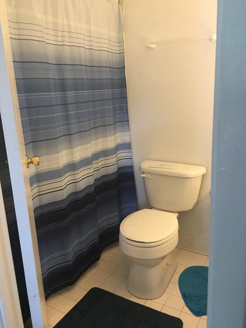 2nd bedroom bath