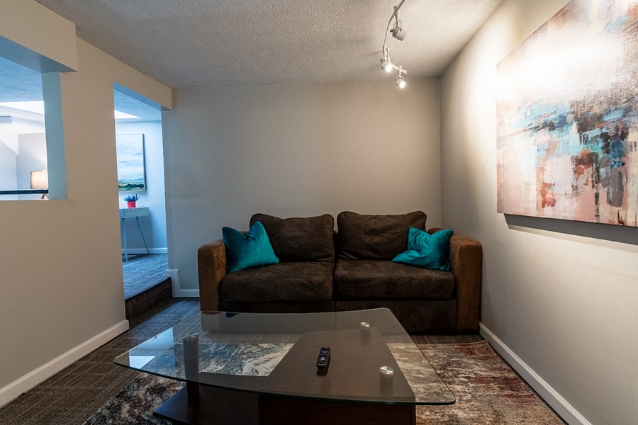 2nd Level Den Area