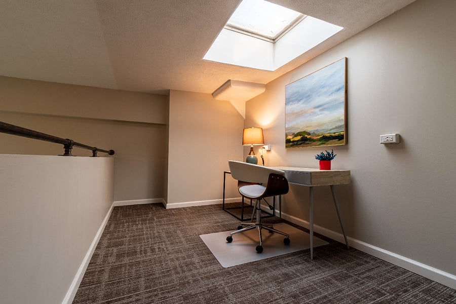 2nd Level Office