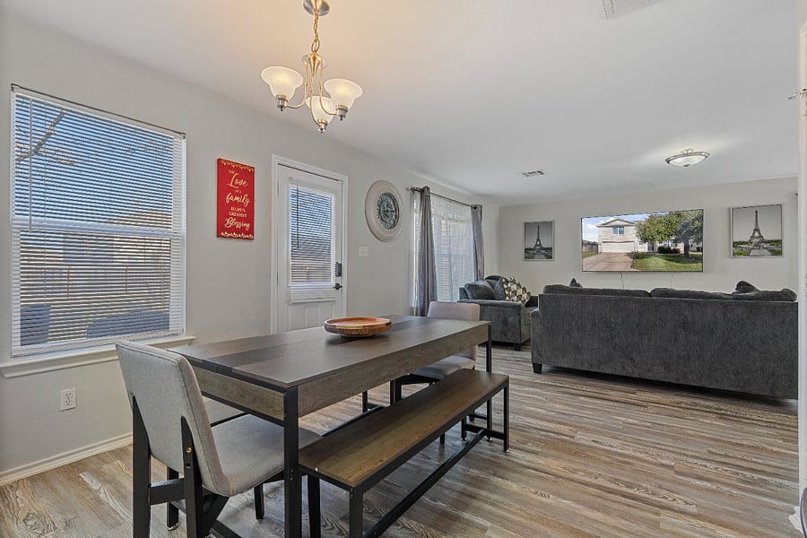 Furnished Finder property 584197_1 photo 4