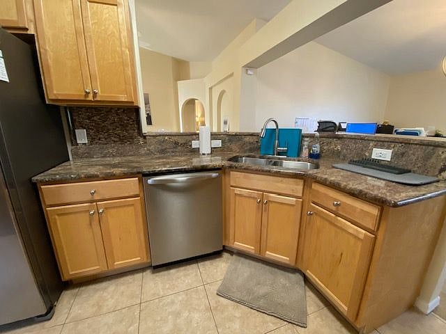 Furnished Finder property 584227_1 photo 19