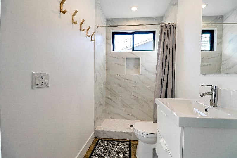Furnished Finder property 584254_1 photo 15