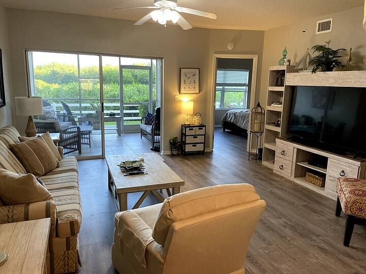 Furnished Finder property 584301_1 photo 5