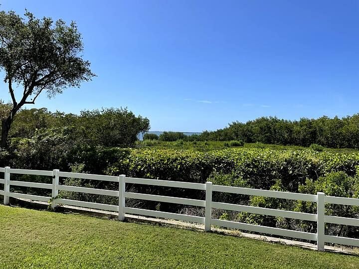 Furnished Finder property 584301_1 photo 13
