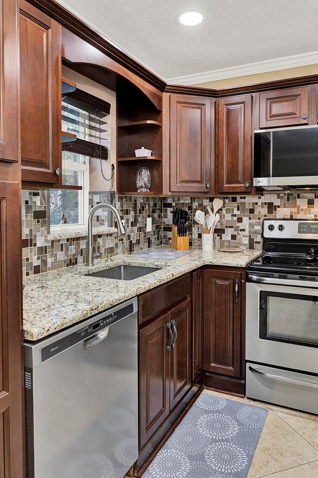 Furnished Finder property 584308_1 photo 11