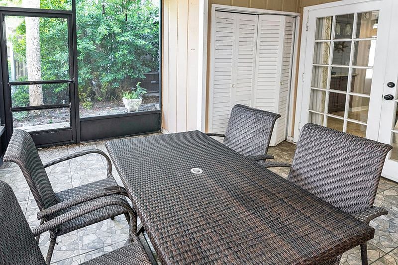 Furnished Finder property 584308_1 photo 32