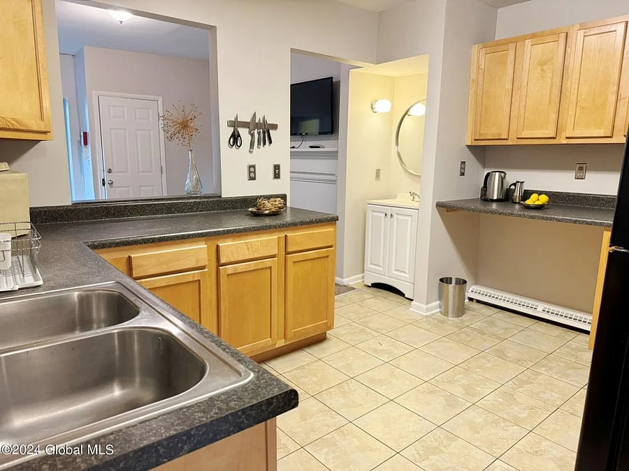 Furnished Finder property 584327_1 photo 7
