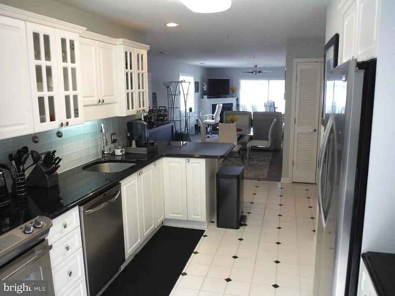 Furnished Finder property 584334_1 photo 6