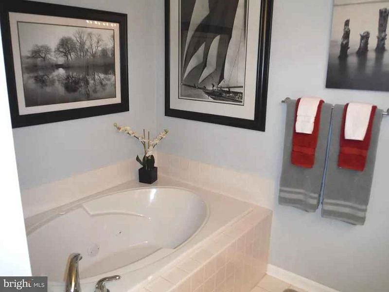 Whirlpool Master Bath