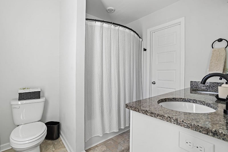 Furnished Finder property 584341_1 photo 4