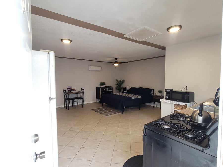 Furnished Finder property 584380_1 photo 9
