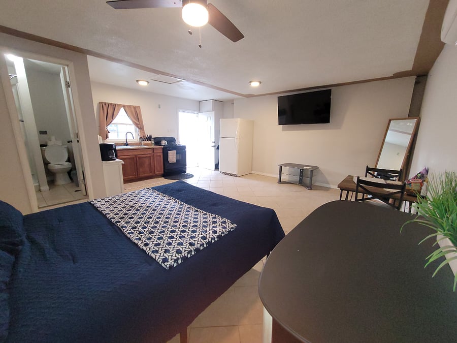Furnished Finder property 584380_1 photo 10