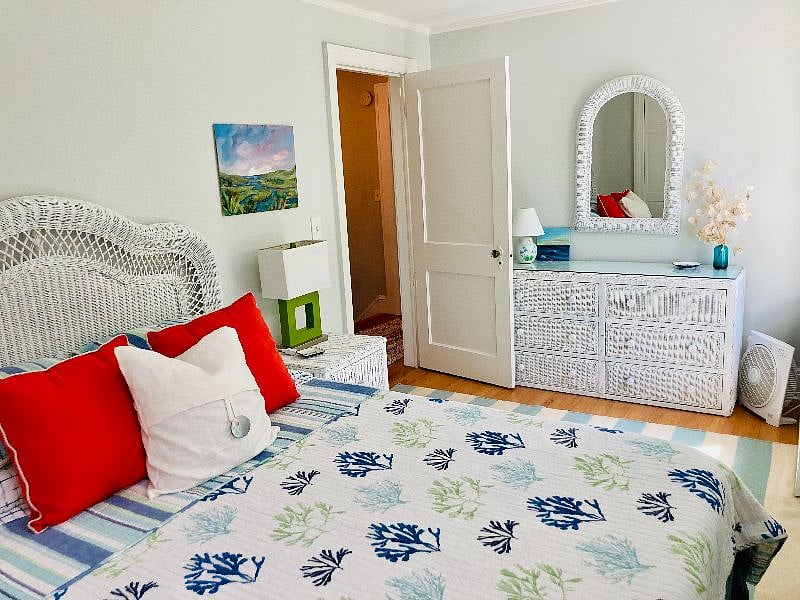 Upstairs Queen bedroom